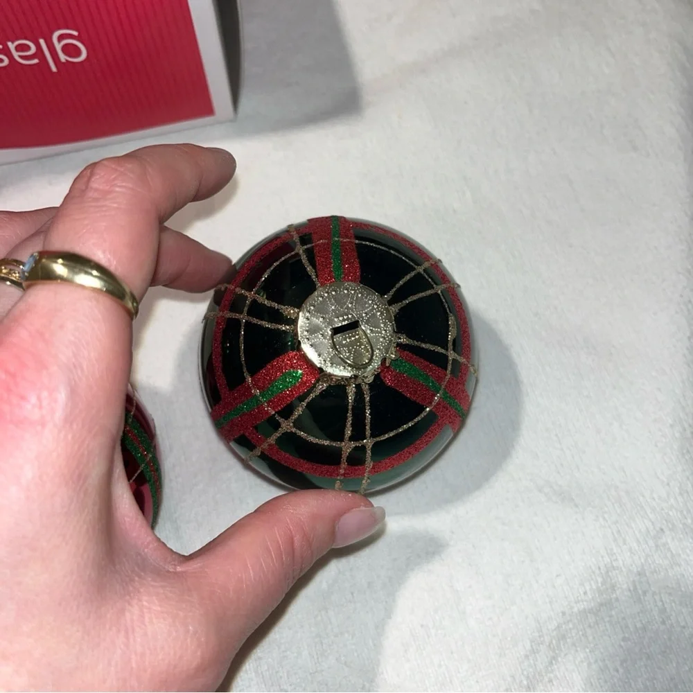 Vintage Festive Red and Green plaid Holiday Ornaments - Picture 9 of 10